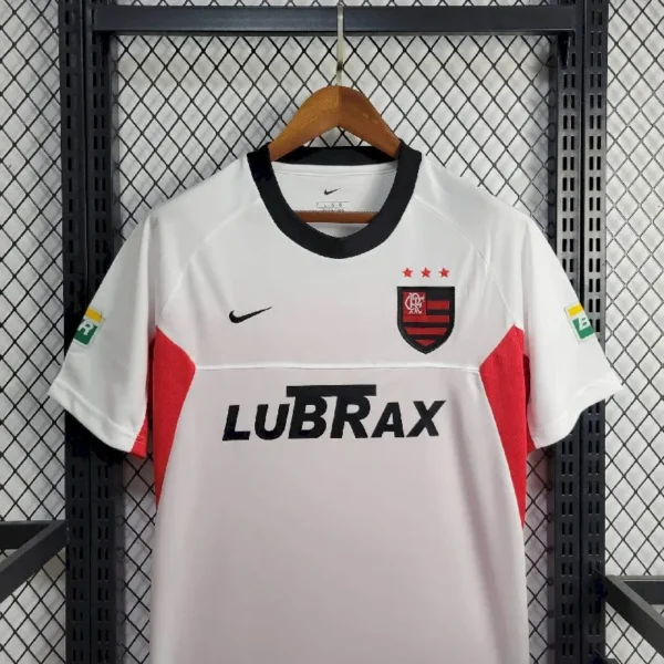 Retro Flamengo 2001/02 Away Jersey - Image 6