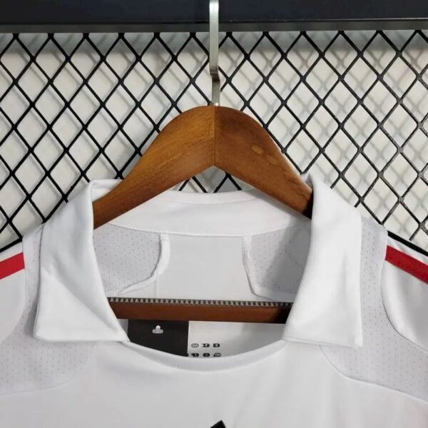 Retro AC Milan 2007/08 Away Jersey - Image 9