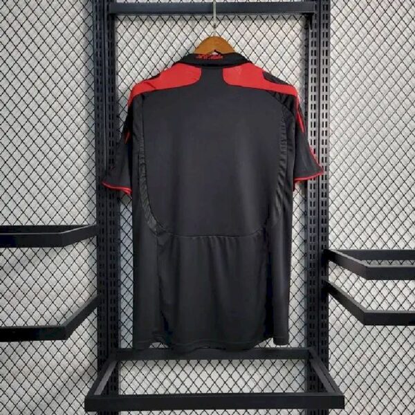 Retro AC Milan 2007/08 Third Jersey - Image 11