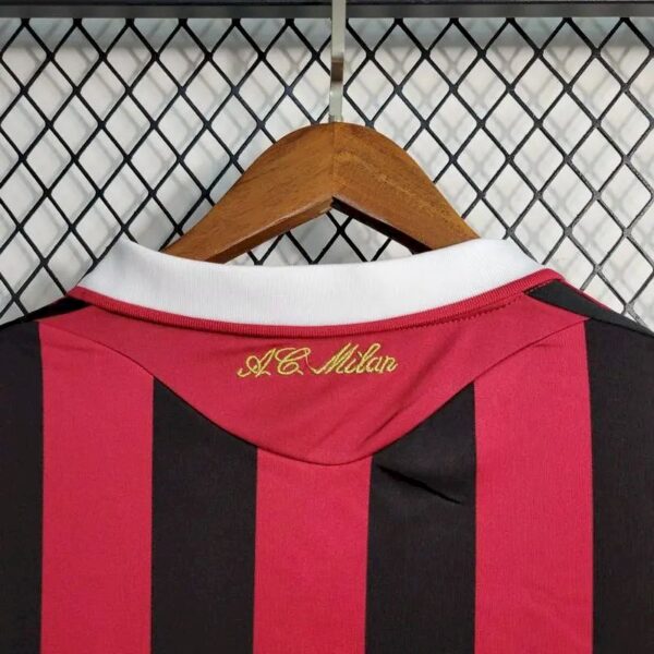 Retro AC Milan 2009/10 Home Jersey - Image 3
