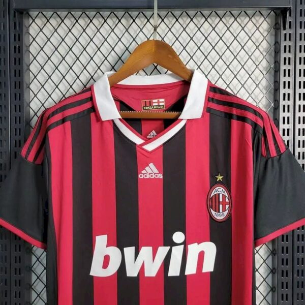 Retro AC Milan 2009/10 Home Jersey - Image 9