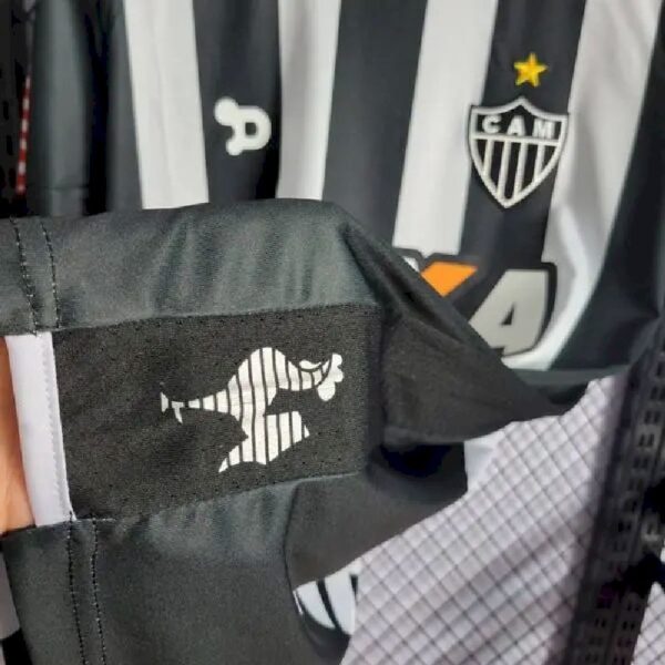Retro Atlético Mineiro 2016/17 Home Jersey - Image 7