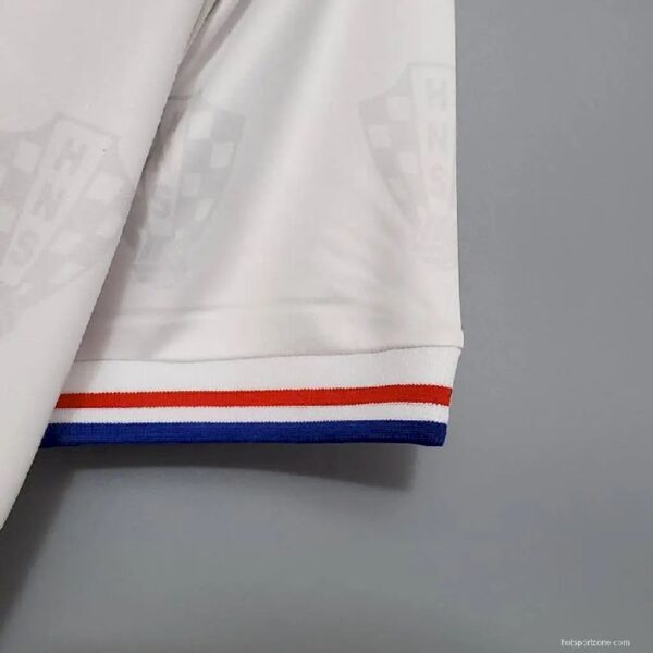 Retro Croatia 1998 Home Jersey - Image 15