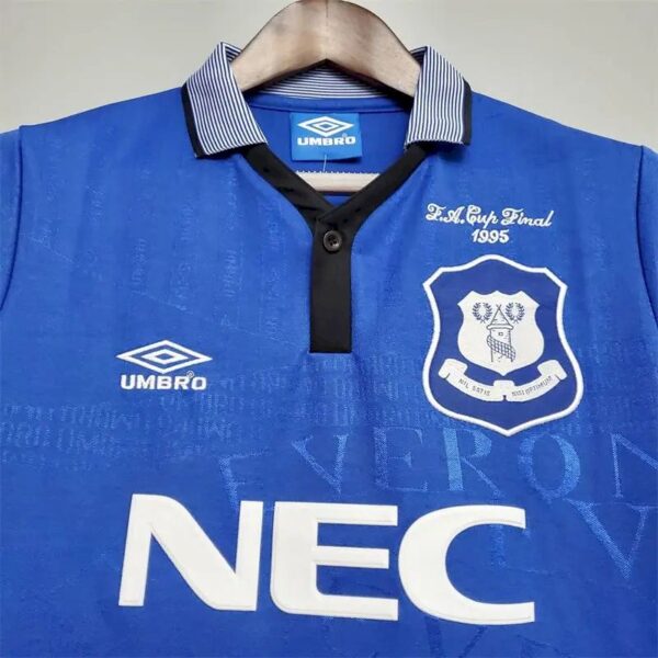 Retro Everton 1994/95 Home Jersey - Image 2