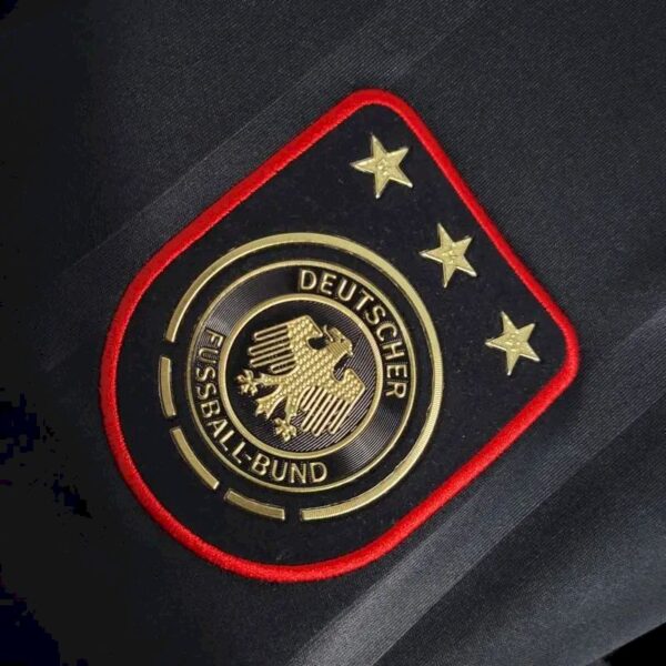 Retro Germany 2010 Away Jersey - Image 4