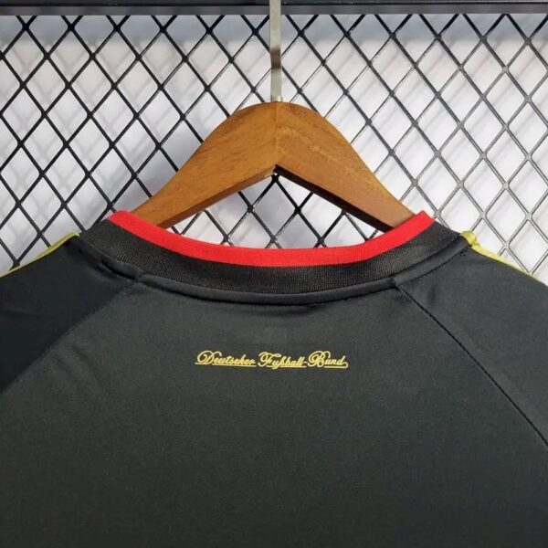Retro Germany 2010 Away Jersey - Image 8