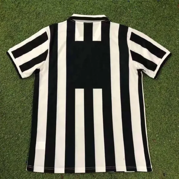 Retro Juventus 1994-95 Home Jersey - Image 2