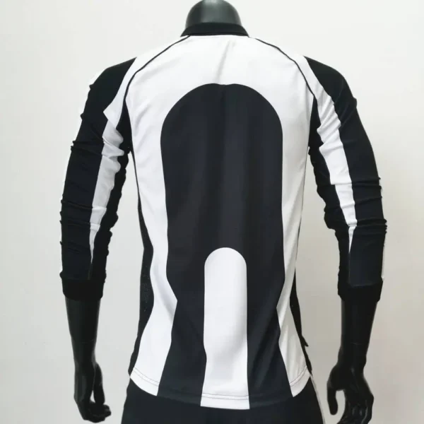 Retro Juventus 1997/98 Home Long Sleeves Jersey - Image 7