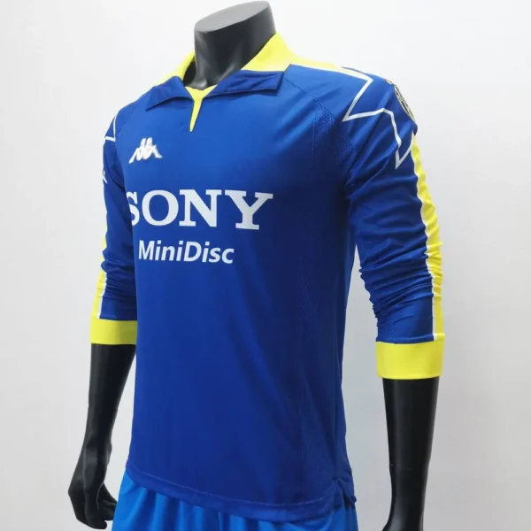 Retro Juventus 1997/98 Third Long Sleeves Jersey - Image 4