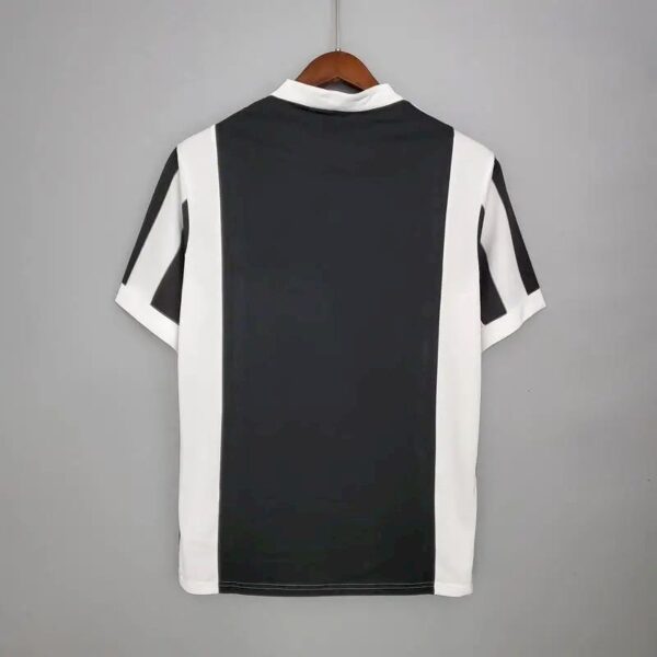 Retro Juventus 2017/18 Home Jersey - Image 3