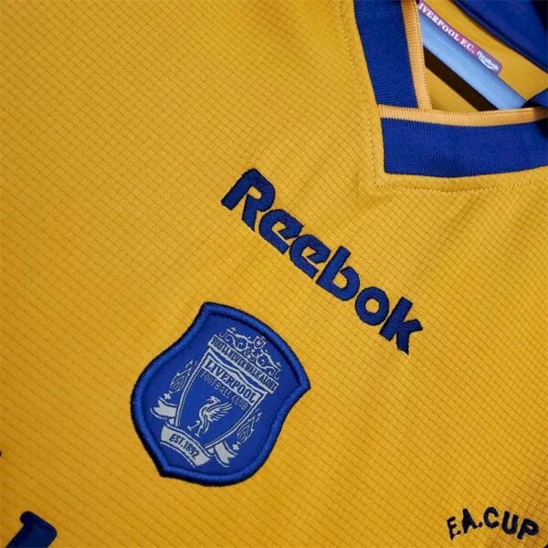 Retro Liverpool 2000/01 Away Jersey - Image 4