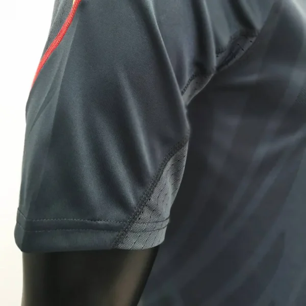 Retro Liverpool 2009/10 Away Jersey - Image 6