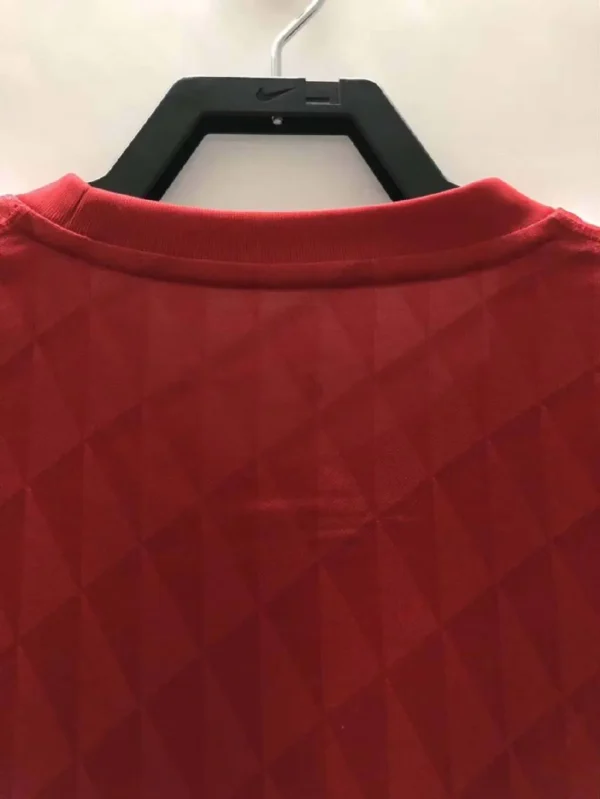 Retro Liverpool 2010/2012 Home Long Sleeves Jersey - Image 6