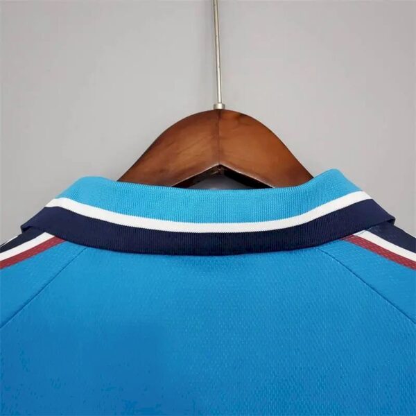 Retro Manchester City 1997/99 Home Jersey - Image 10