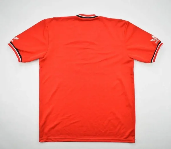 Retro Manchester United 1984/86 Home Jersey - Image 2