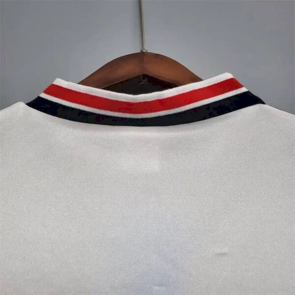 Retro Manchester United 1985 White Jersey - Image 6