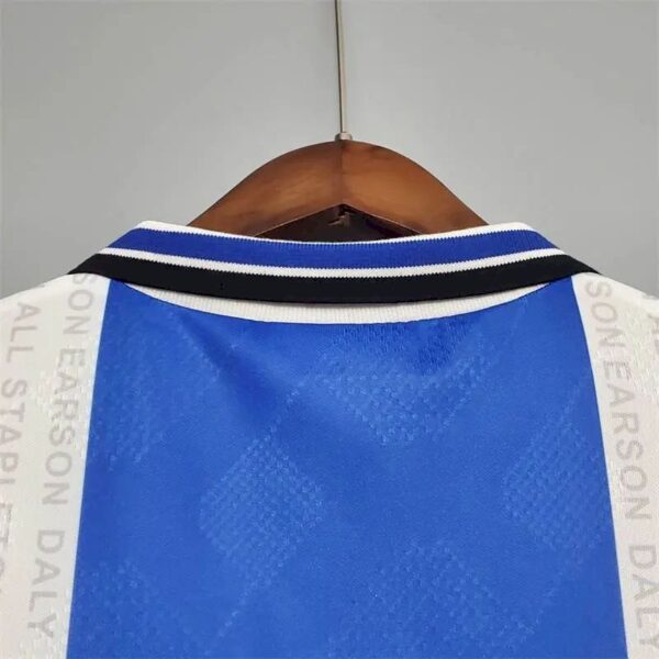 Retro Manchester United 1994/96 Away Jersey - Image 7