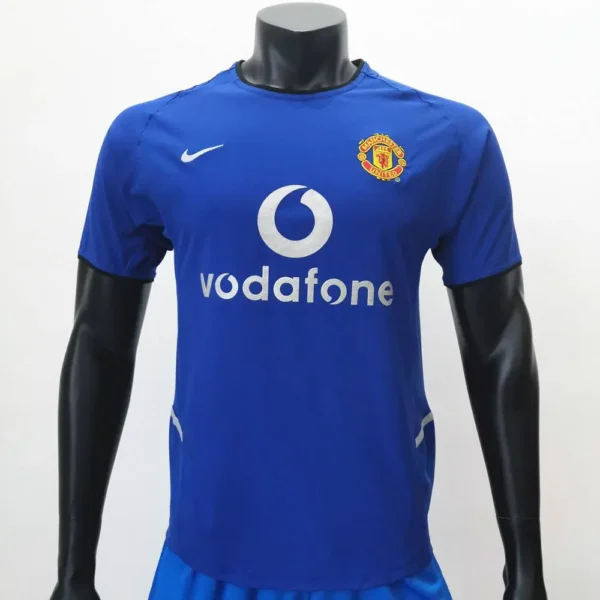 Retro Manchester United 2002/03 Thirds Jersey