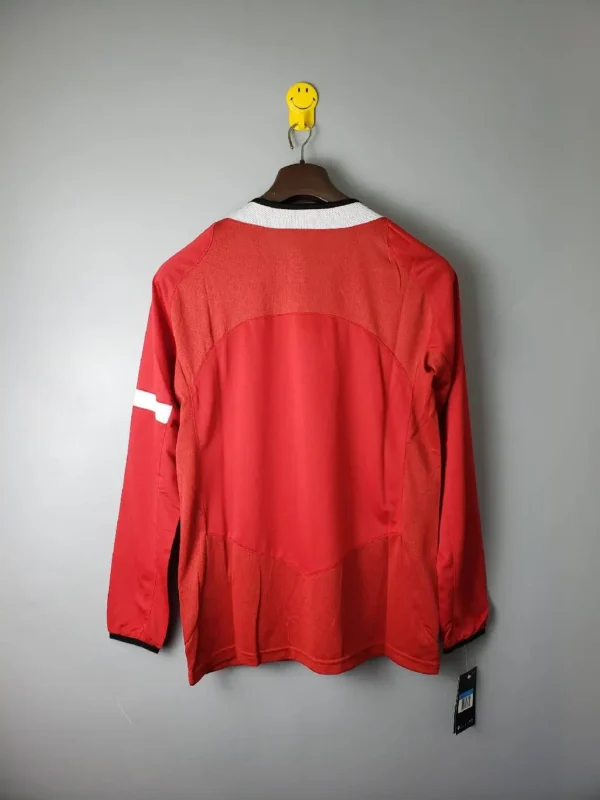 Retro Manchester United 2004/06 Home Long Sleeves Jersey - Image 8