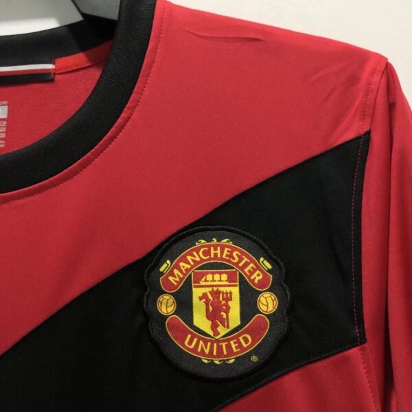 Retro Manchester United 2009/10 Home Long Sleeves Jersey - Image 3