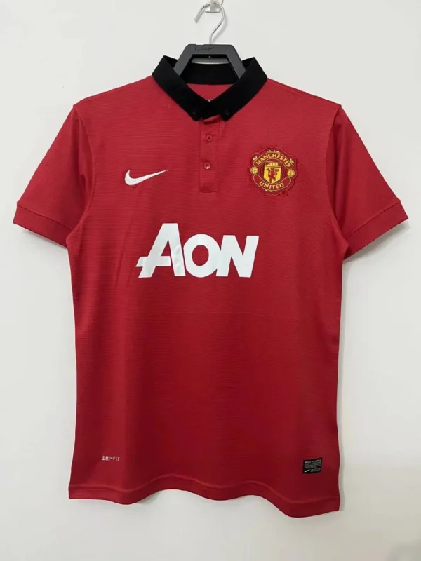 Retro Manchester United 2013/14 Home Jersey - Image 2