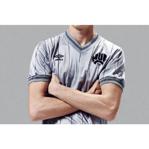 Retro Newcastle United 1983/85 Away Jersey - Image 4
