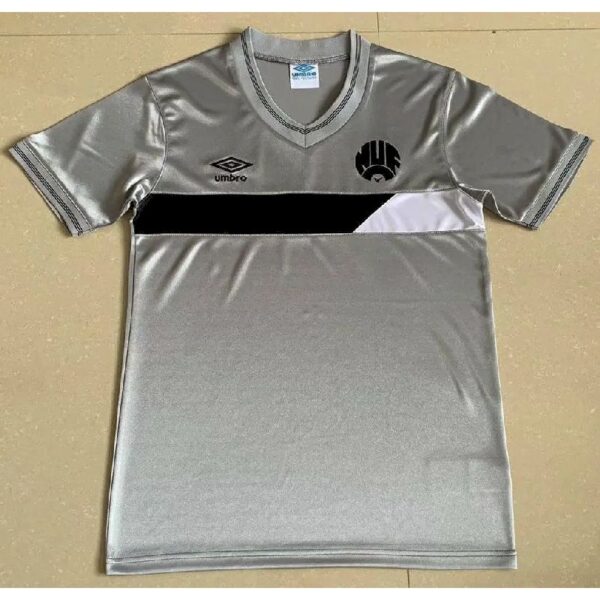 Retro Newcastle United 1986/87 Away Jersey - Image 11