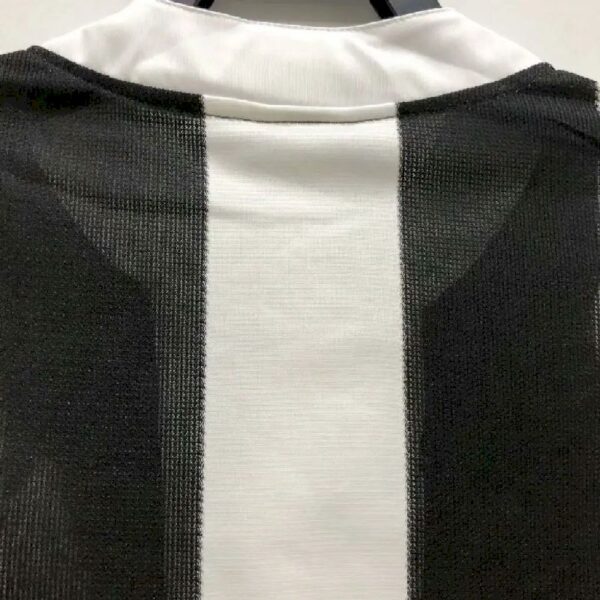 Retro Newcastle United 1995/97 Home Long Sleeves Jersey - Image 17