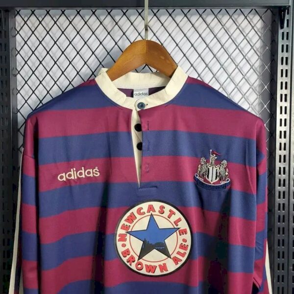 Retro Newcastle United 1995/96 Away Long Sleeves Jersey - Image 2