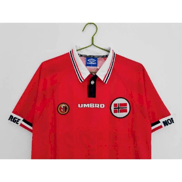 Retro Norway 1998/99 Home Jersey - Image 4