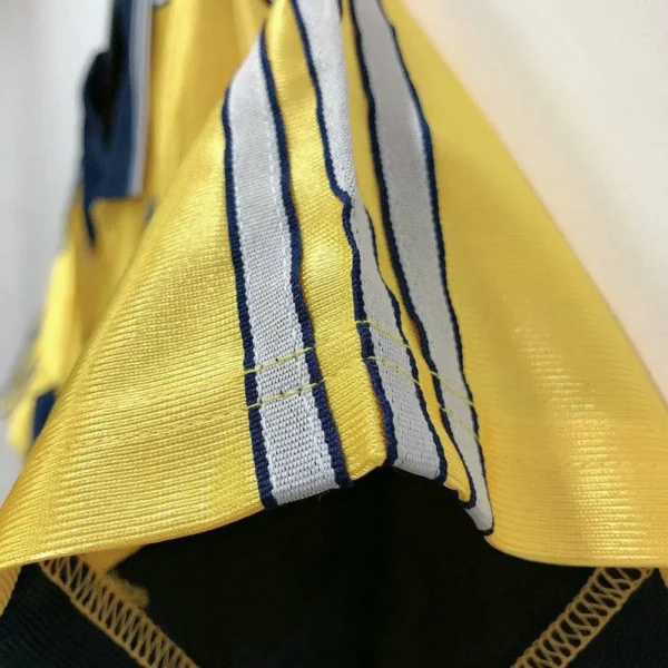 Retro Olympique Marseille 1998/99 Home Jersey - Image 6