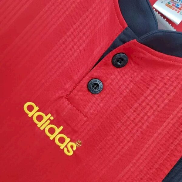 Retro Spain 2002 Home Jersey - Image 11