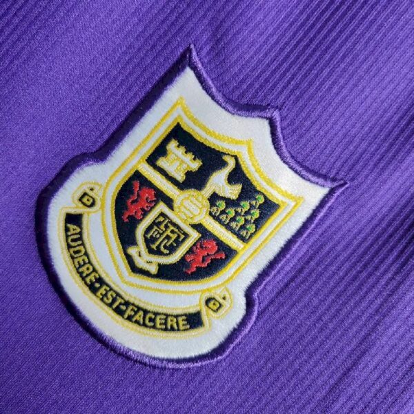 Retro Tottenham Hotspur 1998 Jersey - Image 5