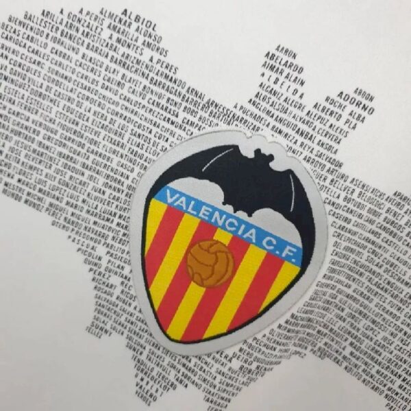 Retro Valencia CF 2009/10 90th Anniversary Home Jersey - Image 3