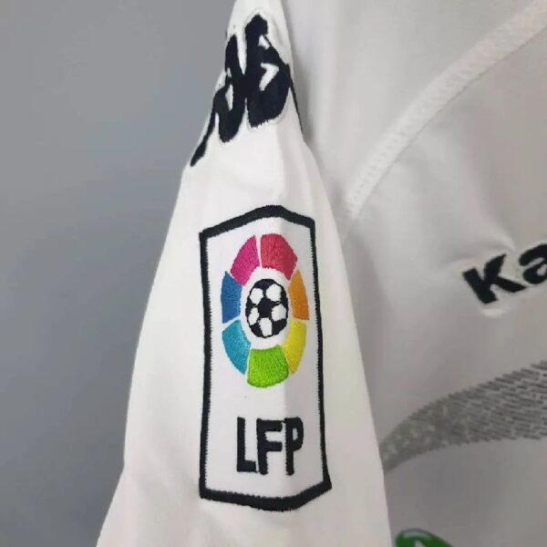 Retro Valencia CF 2009/10 90th Anniversary Home Jersey - Image 6