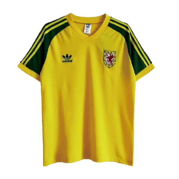 Retro Wales 1982 Away Jersey - Image 10