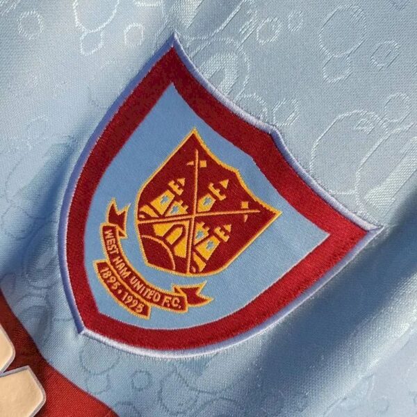 Retro West Ham United 1995/97 Away Jersey - Image 5