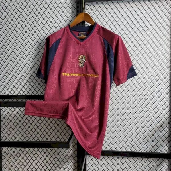 Retro West Ham United 2010 Away Jersey - Image 7
