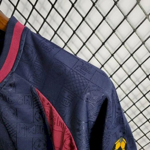 Retro West Ham United 2010 Home Jersey - Image 7