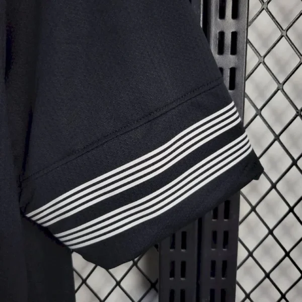 Retro Juventus 2012/13 Away Jersey - Image 9