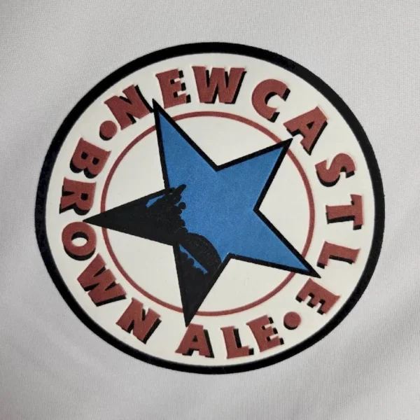 Retro Newcastle United 1999/2000 Away Jersey - Image 6