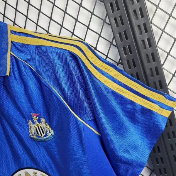 Retro Newcastle United 1998/99 Away Jersey - Image 4