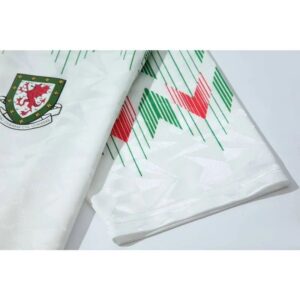 Retro Wales 1990/92 Home Jersey - Image 7