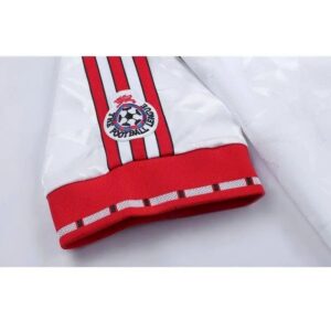 Retro Manchester United 1991 Cup Winners Cup Jersey - Image 4