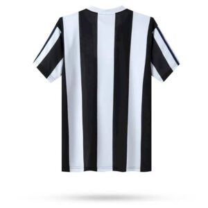 Retro Newcastle United 1995/97 Home Jersey - Image 2