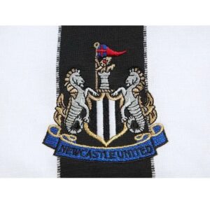 Retro Newcastle United 1999/2000 Home Long Sleeves Jersey - Image 8
