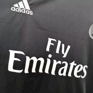 Retro Real Madrid 2016/17 Third Retro Long Sleeves Jersey - Image 13
