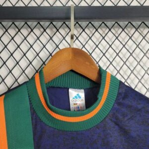 Retro Newcastle United 1997/98 Away Jersey - Image 6