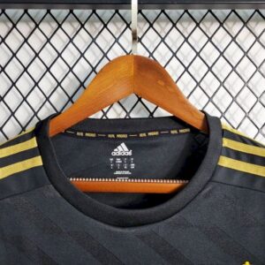 Retro Real Madrid 2011/12 Away Long Sleeves Jersey - Image 3