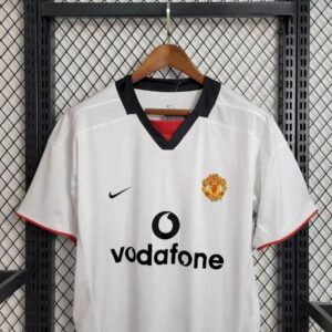 Retro Manchester United 2002/03 Away Jersey - Image 3